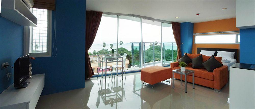 La Casa Hotell Pattaya Exteriör bild