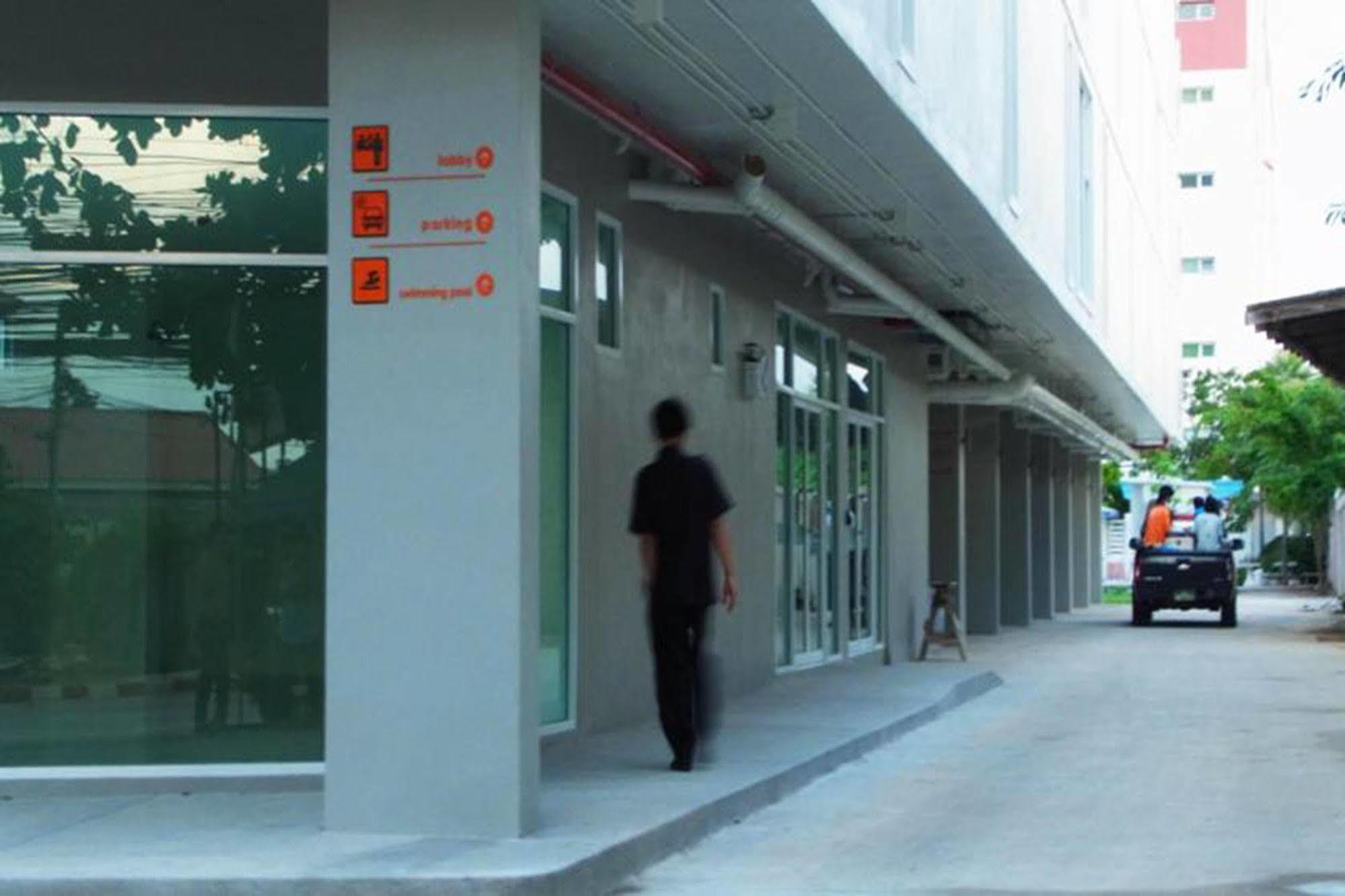 La Casa Hotell Pattaya Exteriör bild