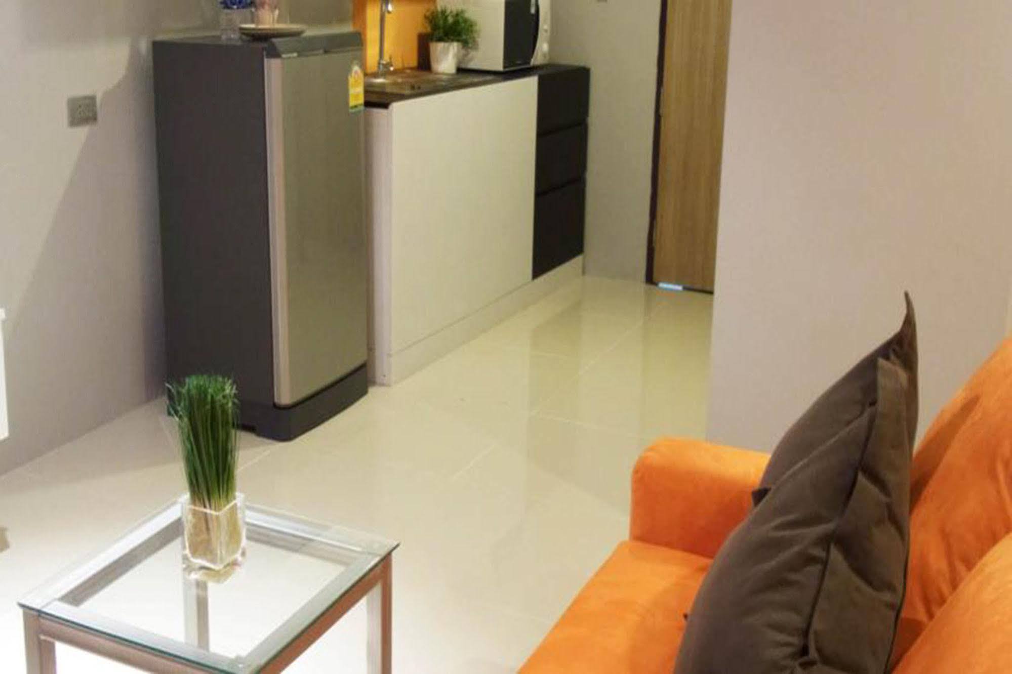 La Casa Hotell Pattaya Exteriör bild